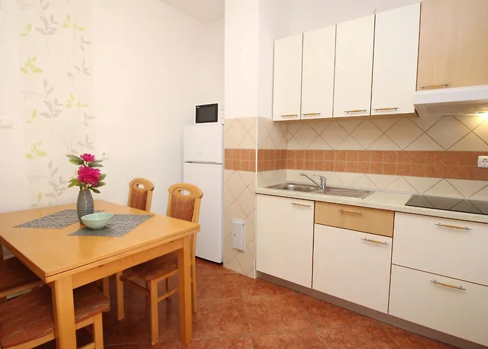 Apartmán Modern Eingerichtete Im Erdgeschoss Ideal Fuer Famillien Mit Im By Interhome *